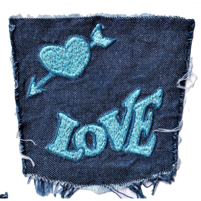 SEW ON PATCH "LOVE" - 10 x 10 cm "LOVE"