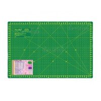 CUTTING MAT 45 x 30 cm